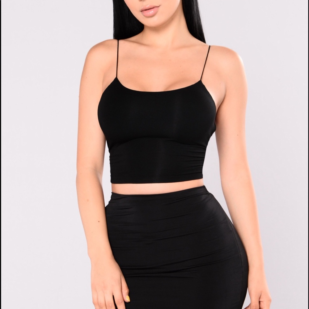 Black crop top